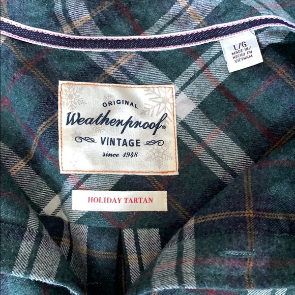 Weatherproof Vintage button down - Picture 3 of 3